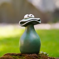Frog Yard kunstdekorasjoner