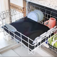 Tarttumattomat BBQ-grillimatot leikkuulaatikolla