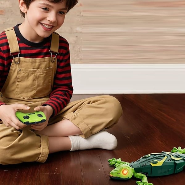 Electric Lizard Toy with LED Glowing Eyes