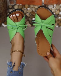 Peep toe sandaler med kilehæl