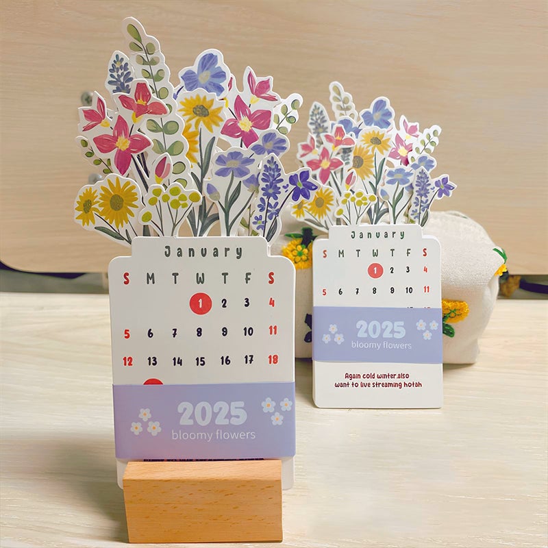 2025 Bloomy Flowers Desk Calendar