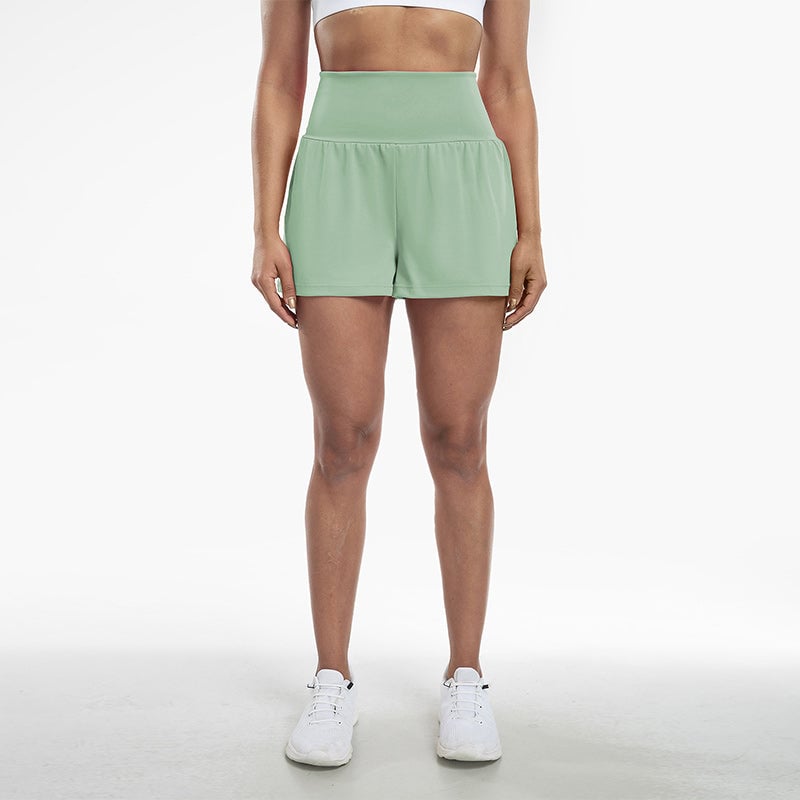 Hochtaillierte Sportshorts mit Fake-Zweiteilung