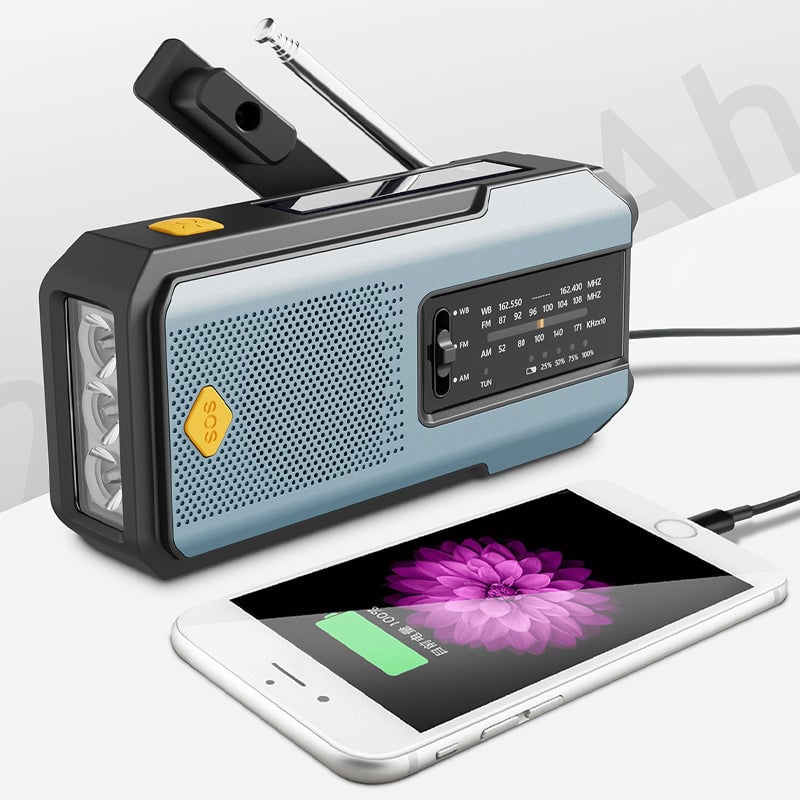 Portable Emergency Radio with Hand-crank Power