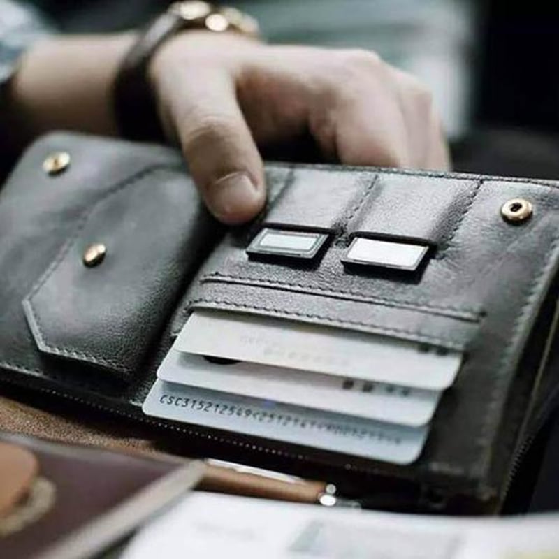 Passport_Wallet_black_11_1024_800x800_2000x_540x_f62db6ba-34fa-4069-b1b4-968b39ecd35a