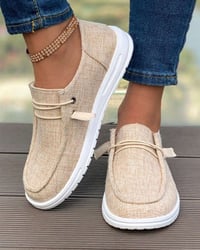 Ensfarvede slip-on sko