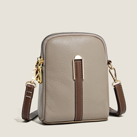 Neue Handytasche aus Leder mit Litschimuster