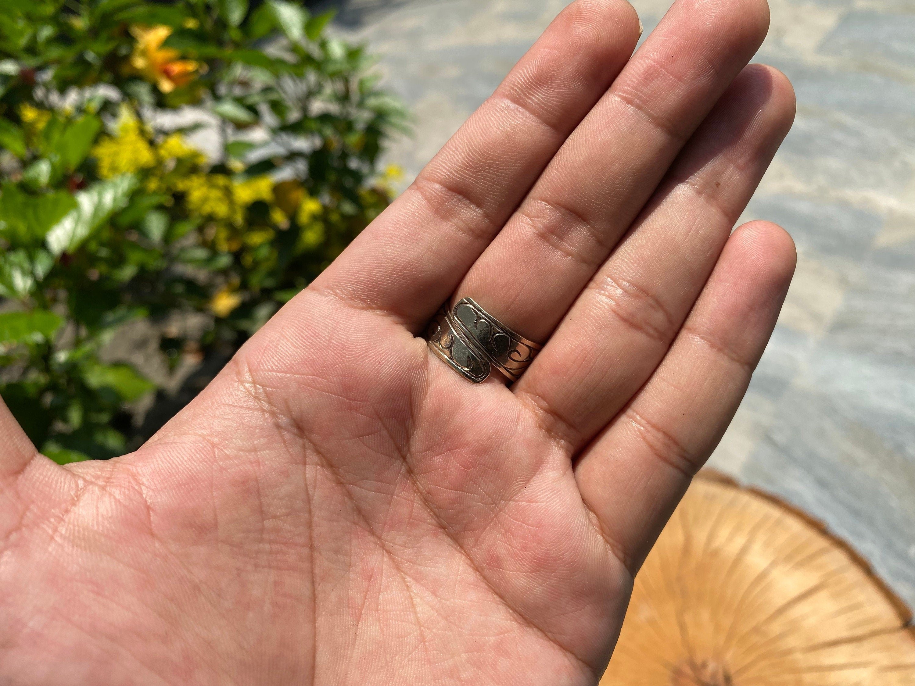 Funny Finger carved on Buffalo bone