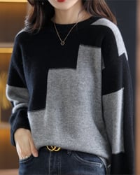Farveblokmønstret sweater i kontrastfarver