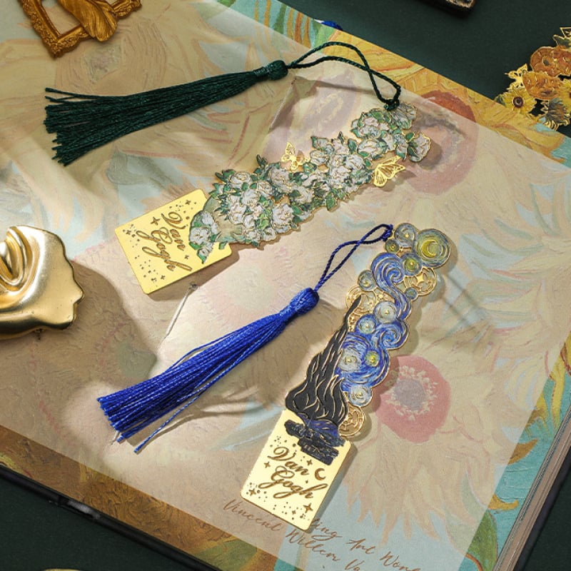 Retro oil painting hollow bookmark