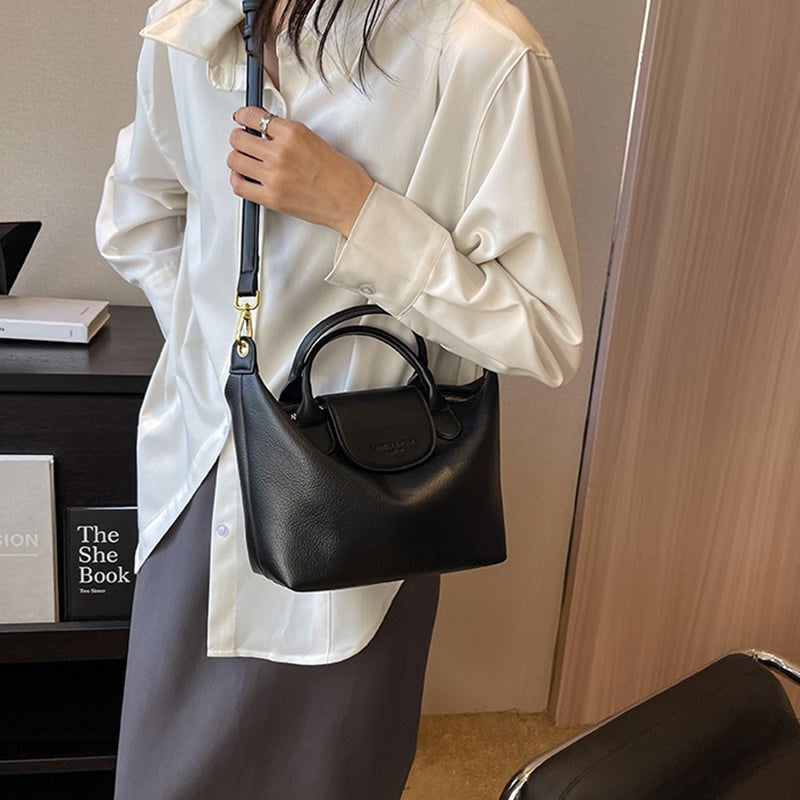 Commuter Crossbody Dumpling Bag