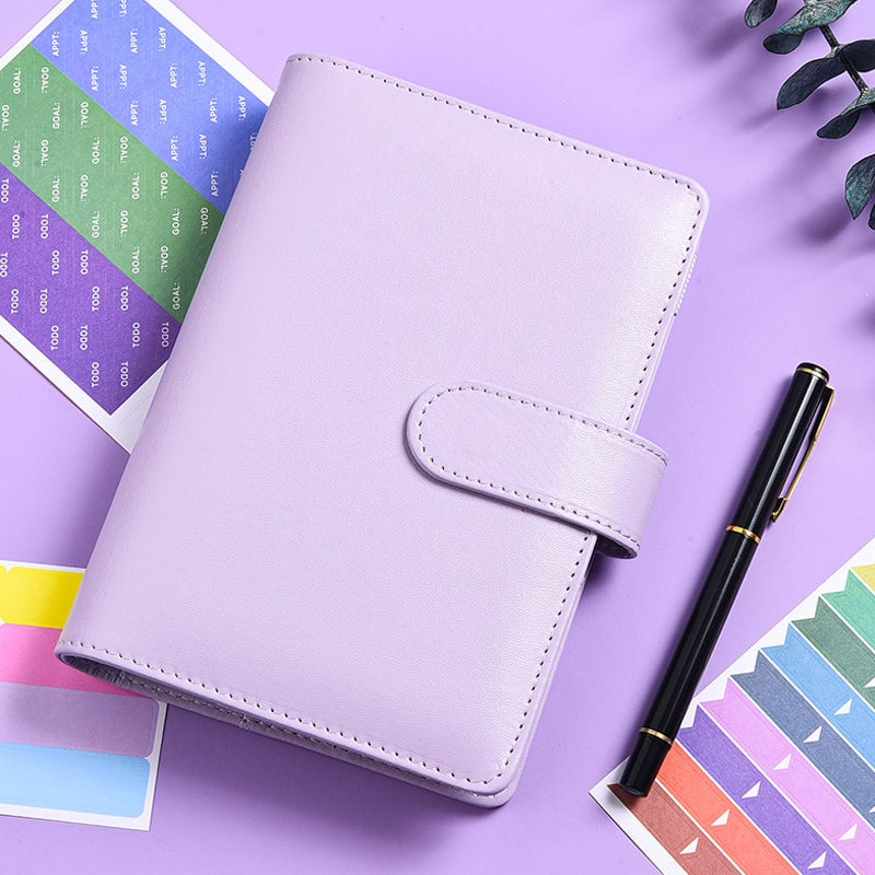 Kreatives Notizbuch mit Bindemittel