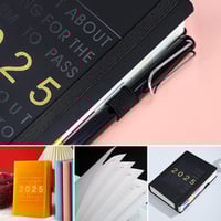 2025 Én dag, én side  Daily Planner - din ultimate gavekalender