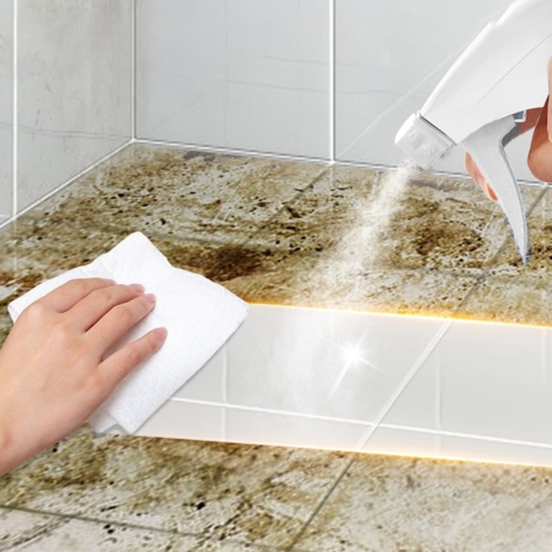 Spruzzatore per la pulizia delle fughe delle piastrelle