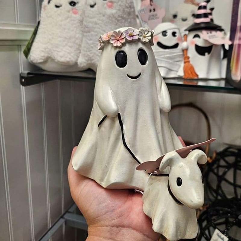 Halloween Ghost Walking Dog Statue👻