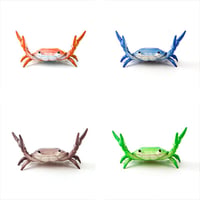Creative weightlifting crab pen holder ornaments