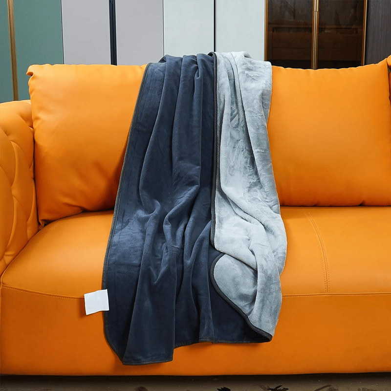 Pet waterproof blanket