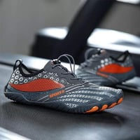 Nieuwe antislip aquaschoenen voor buiten